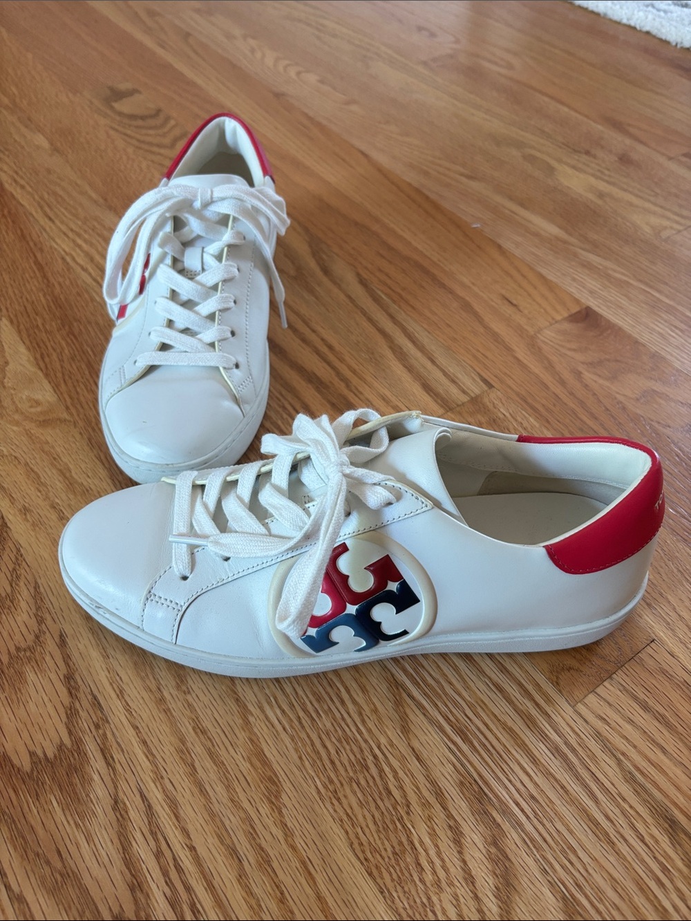 Tory Burch White Leather Sneakers with fuscia Heel and Multicolor Logo